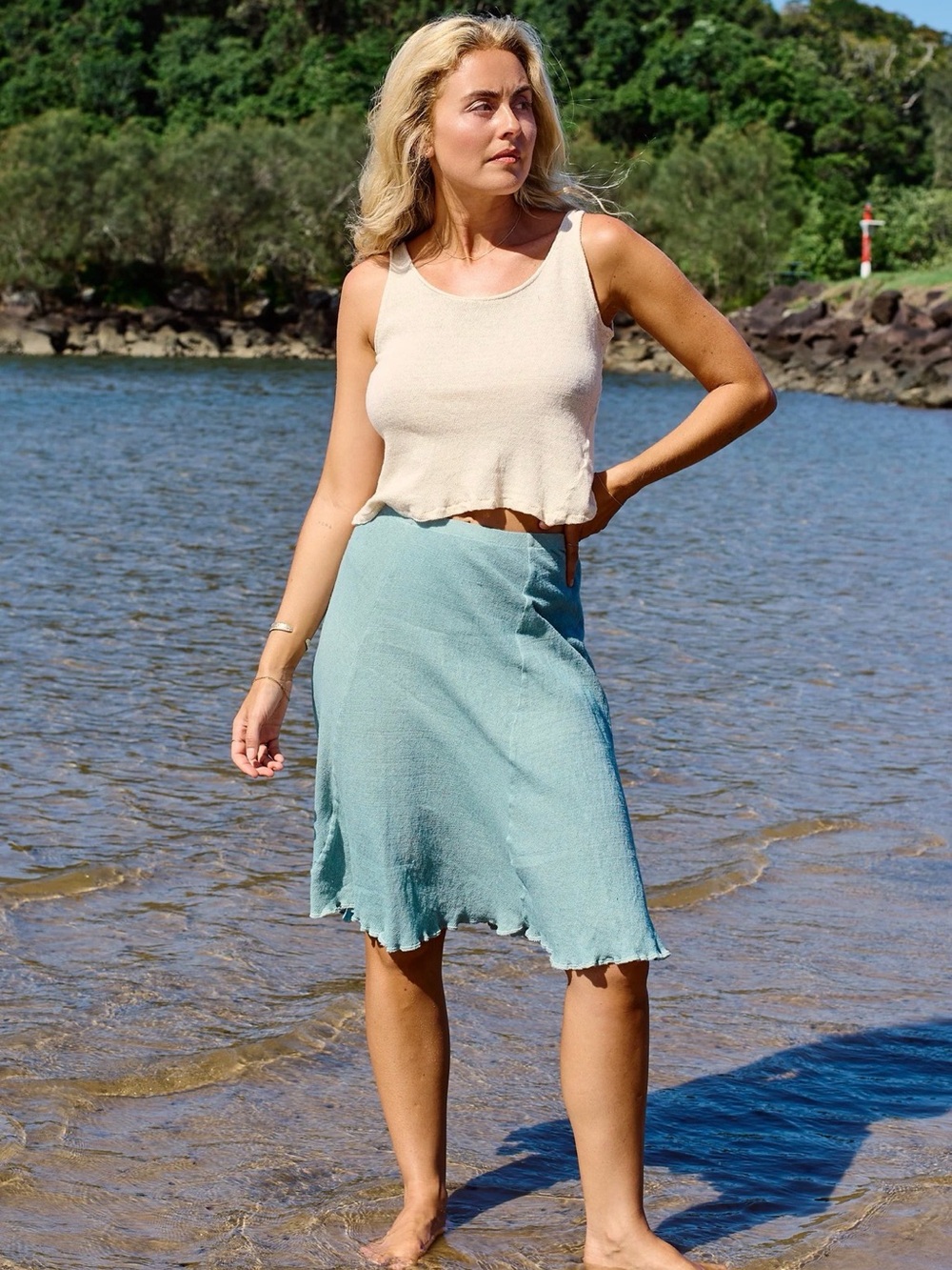 Orbit the Label | Sia Singlet in Natural - Picture 2 of 7